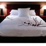 King Size Cotton Bed Sheet 88" x 98" with 2 Pillow Covers , Artistic White Bed Sheet – Double Size Bedsheet , Boro Bichanar Chador