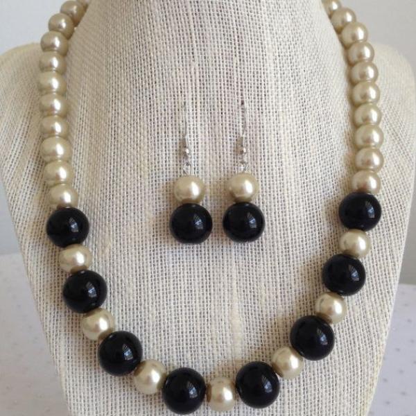 Classic Black and Champagne Pearl Statement Necklace Set