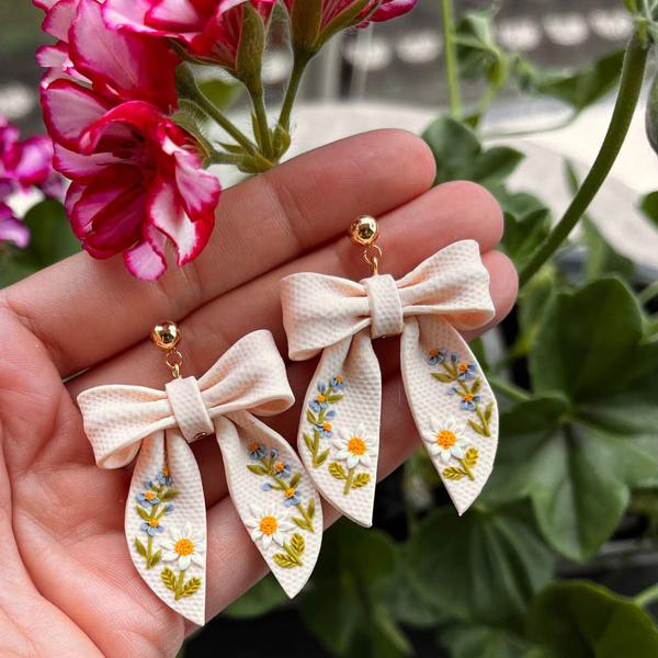Delicate Bow & Embroidered Daisy Polymer Clay Earrings - Romantic Floral Dangles